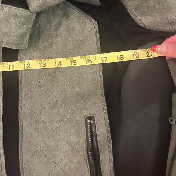 NWOT Moto Style Activewear Jacket, Mesh Cutouts, Size L - Picture 5 of 11